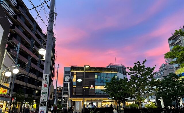 夕暮れの西小山の街並み